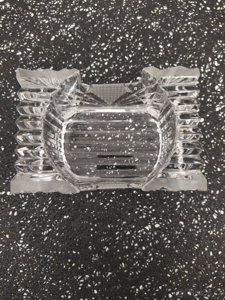 Křišťálový broušený popelník - 3