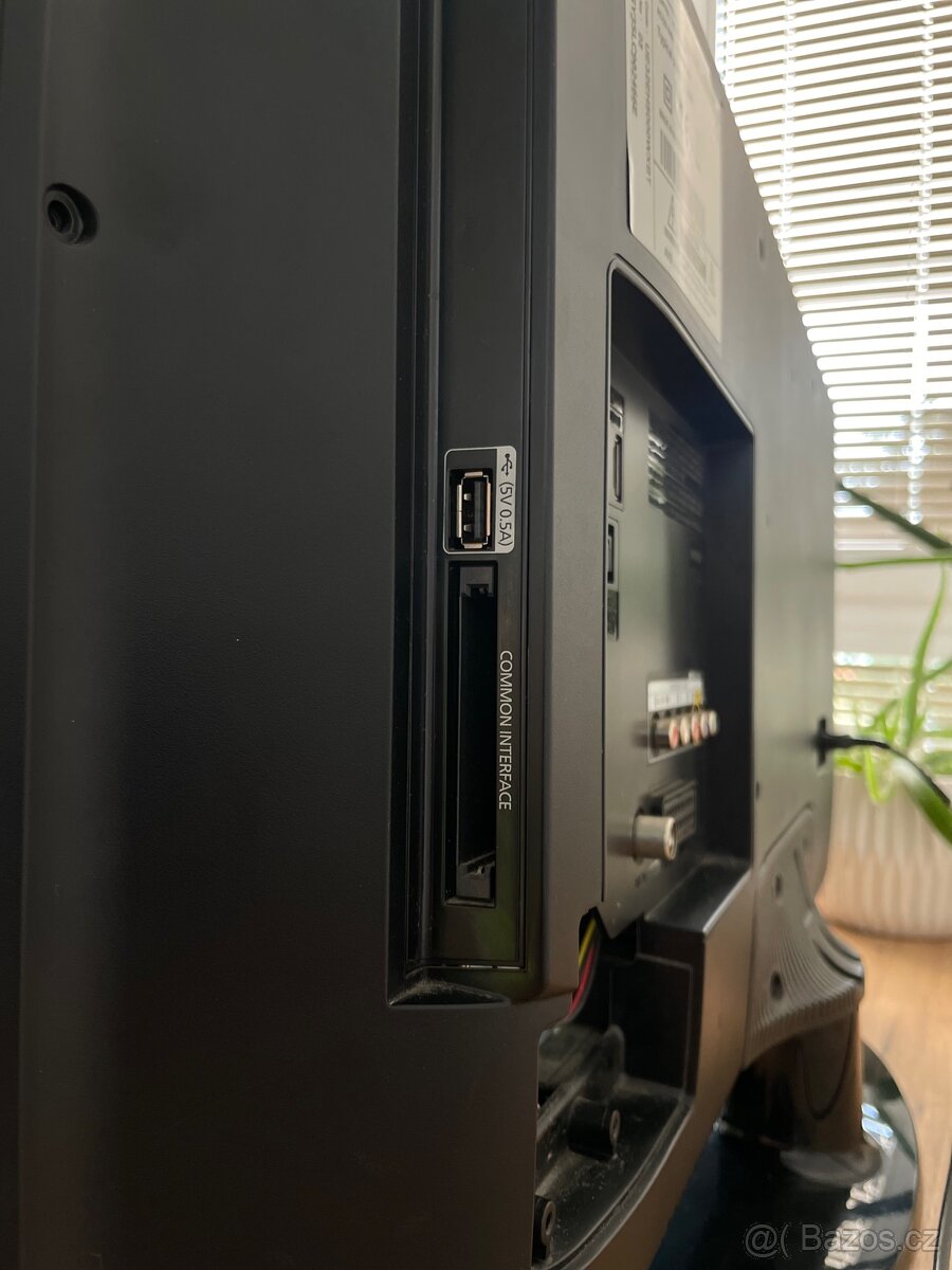 Televize Samsung 32" - 3