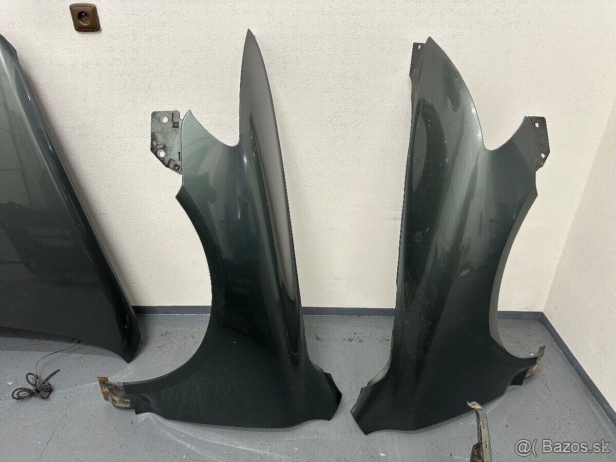 VW Touareg facelift Kapota Blatníky - 3