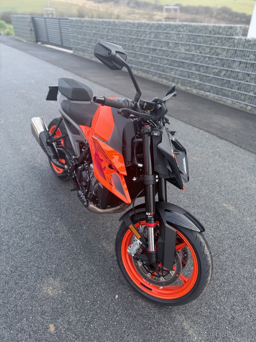 KTM 990 DUKE 2024 - 3