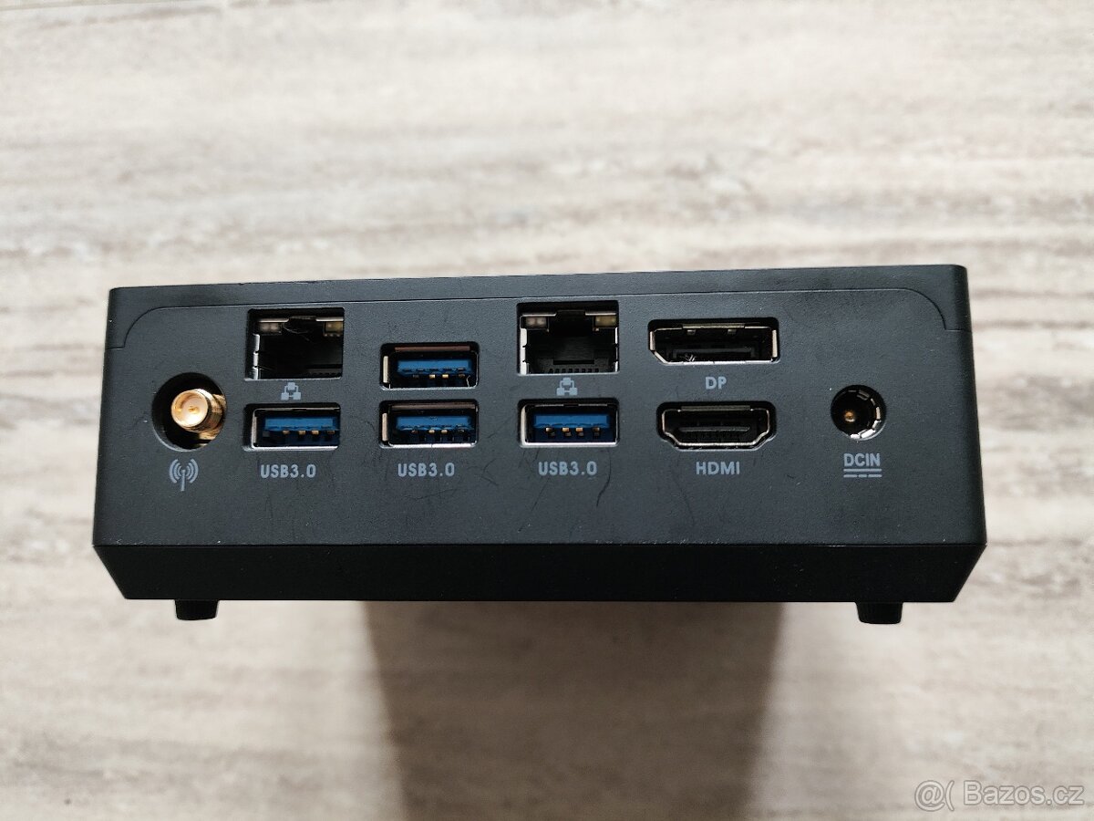 ZOTAC ZBOX MI561 Nano CPU i7-7500U - 3