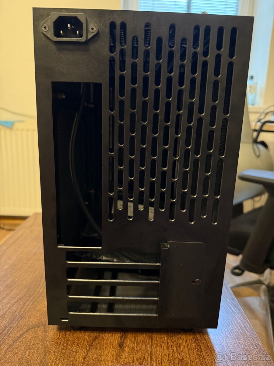 Skříň Aklla A6M - 3