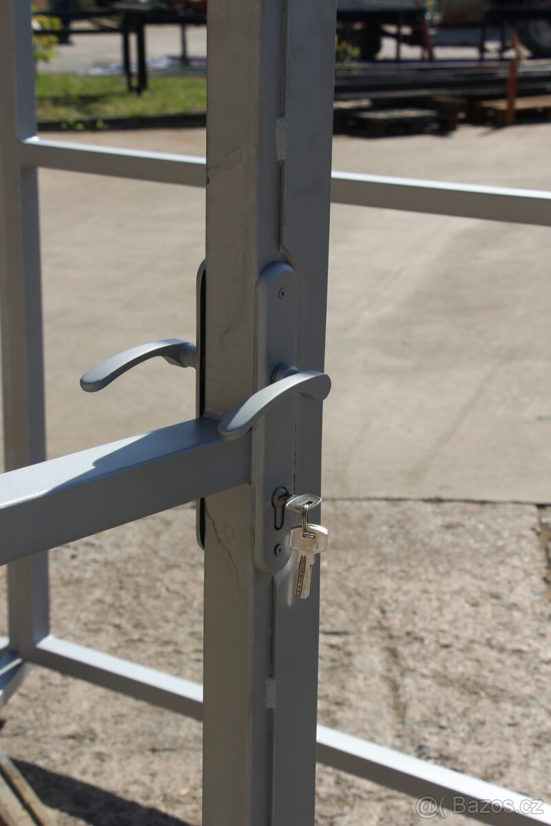 konstrukce zahradni domek , sklad , kurnik ,stanek - 3