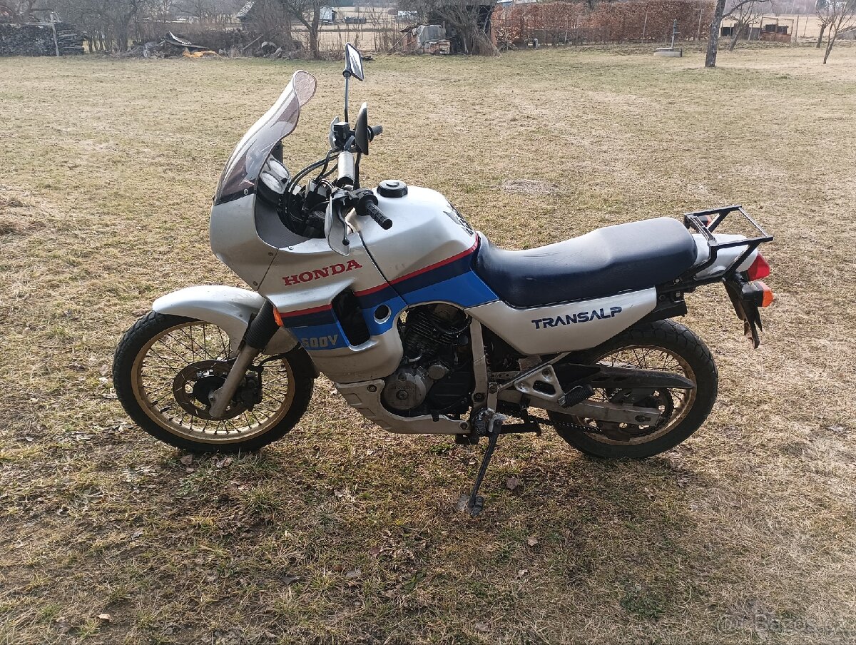 Honda Transalp 600 - 3