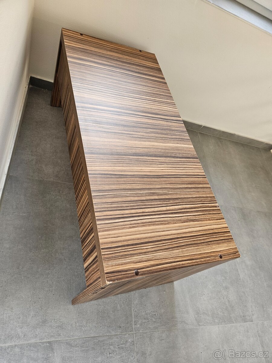 Konferenční stolek - 3