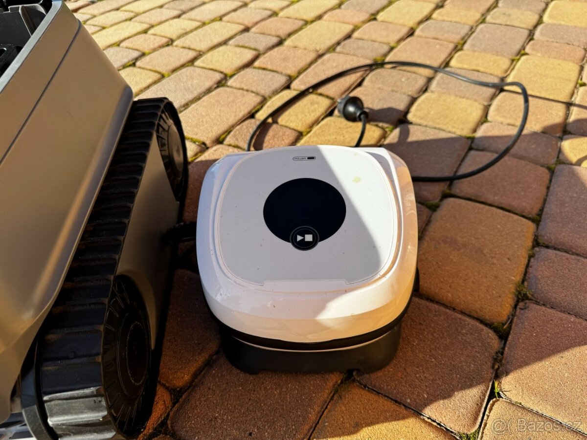 Bazénový vysavač AQUASPHERE ASR 105 v záruce - 3