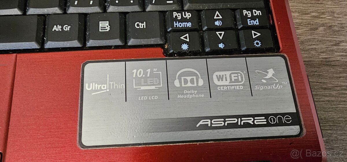 Malý netbook Acer Aspire - 3