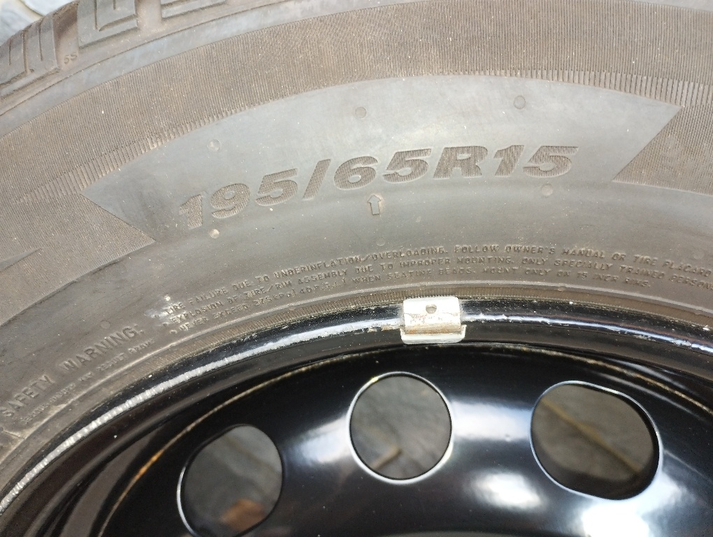 Zímní sada pneu 15", disky plechové na Berlingo III. - 3