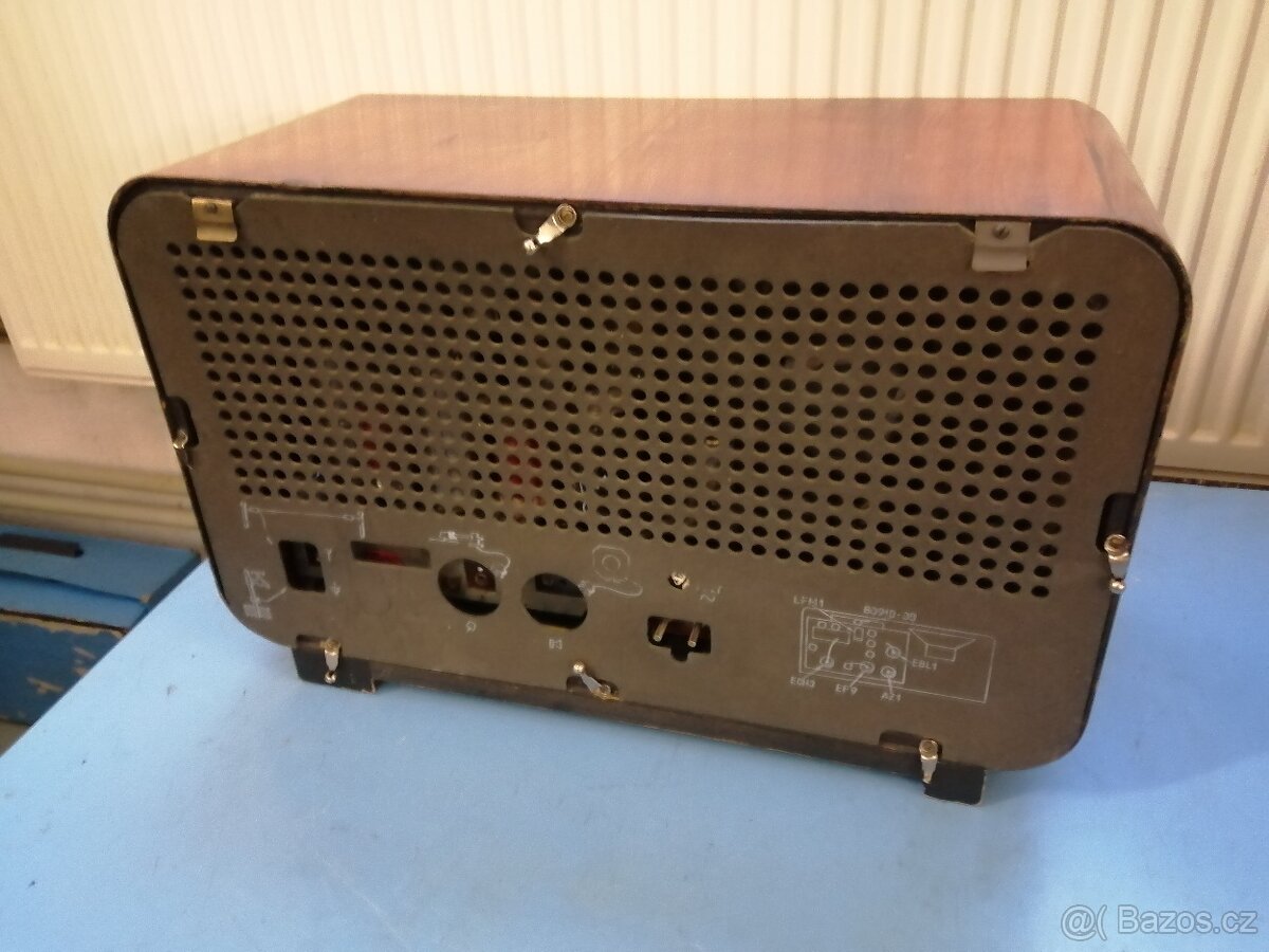 Rádio Philips 516A - 3