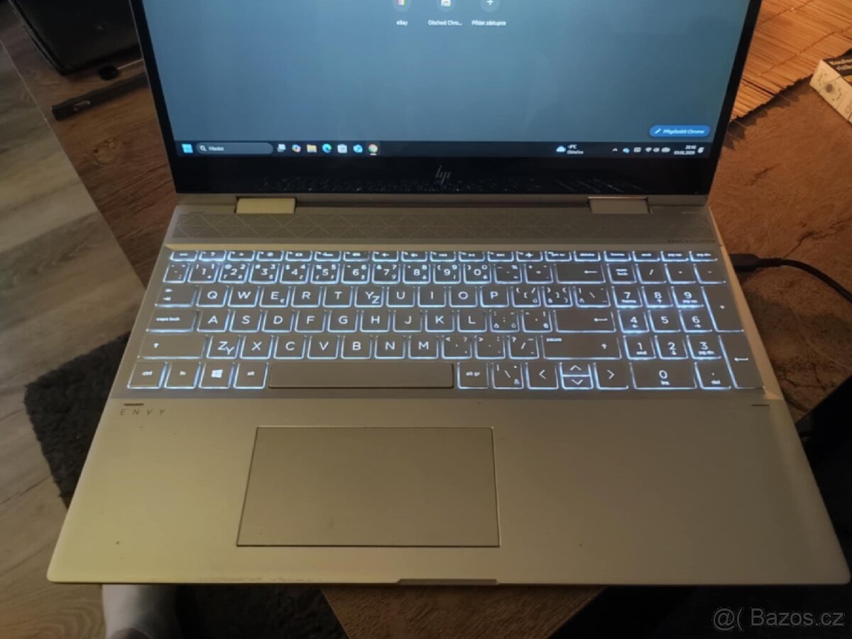 HP Envy x360 15 (Herní Notebook) - 3