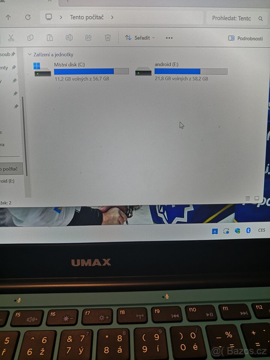 Prodám notebook UMAX - 3