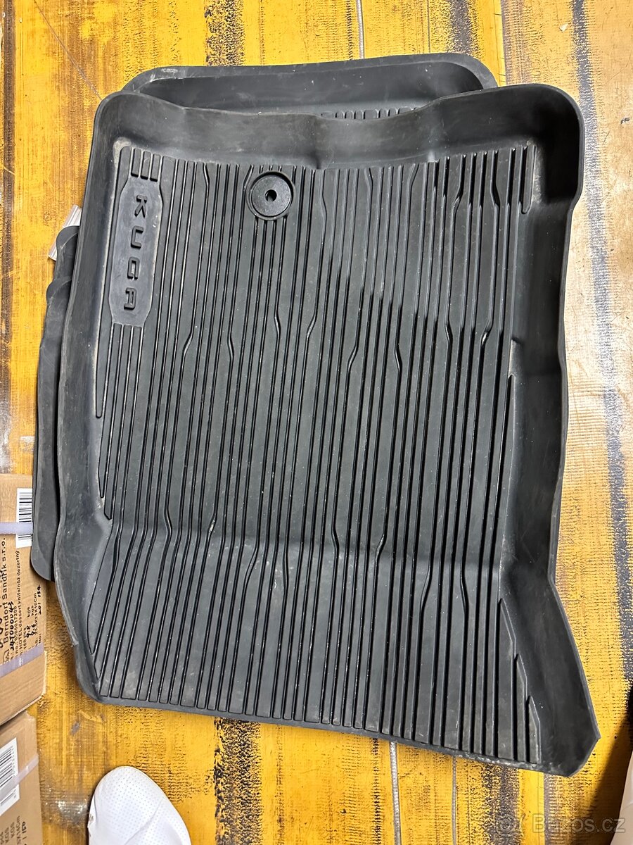 Originál FORD Kuga gumové koberce - 3