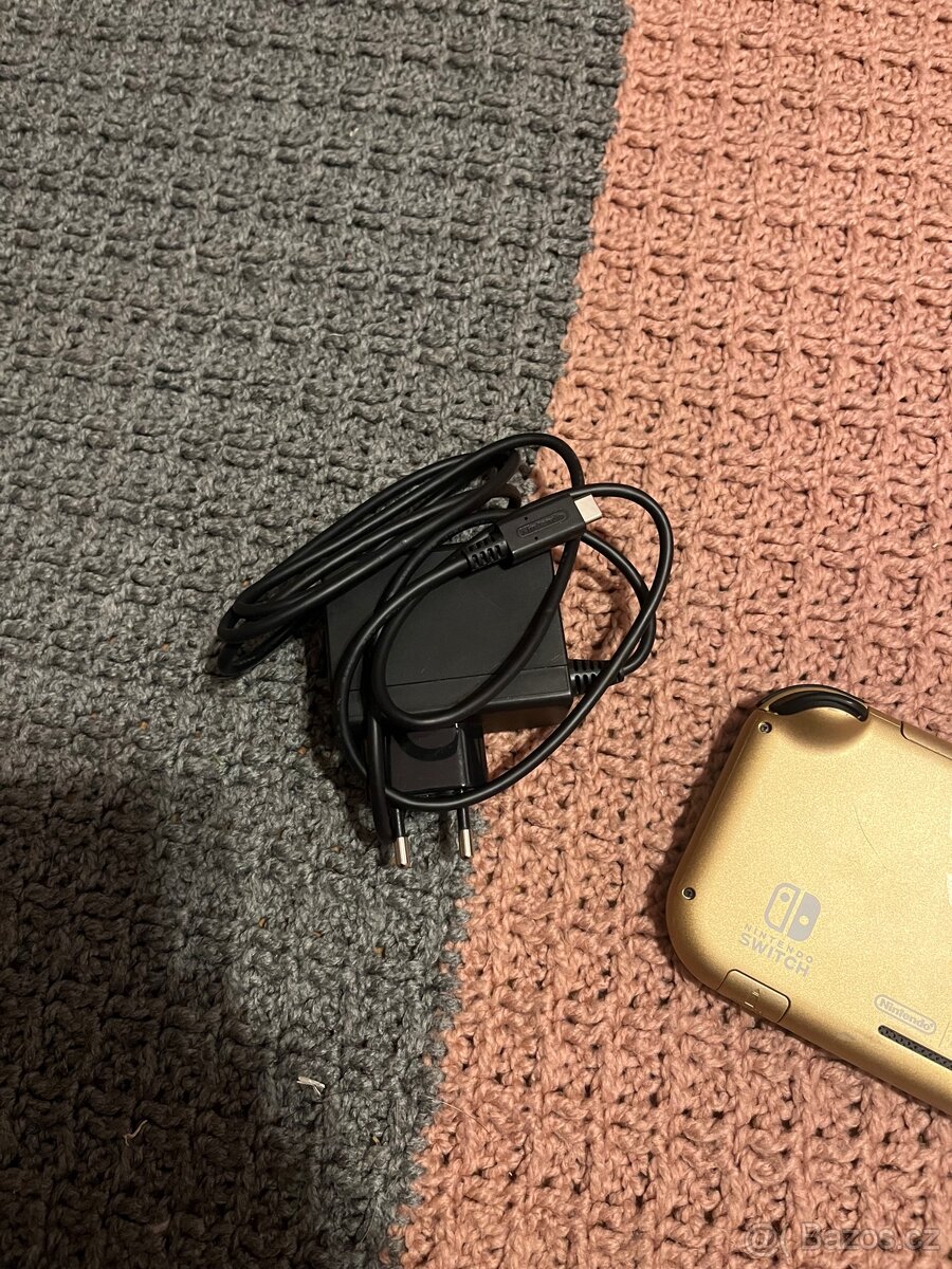 Nintendo Switch - 3