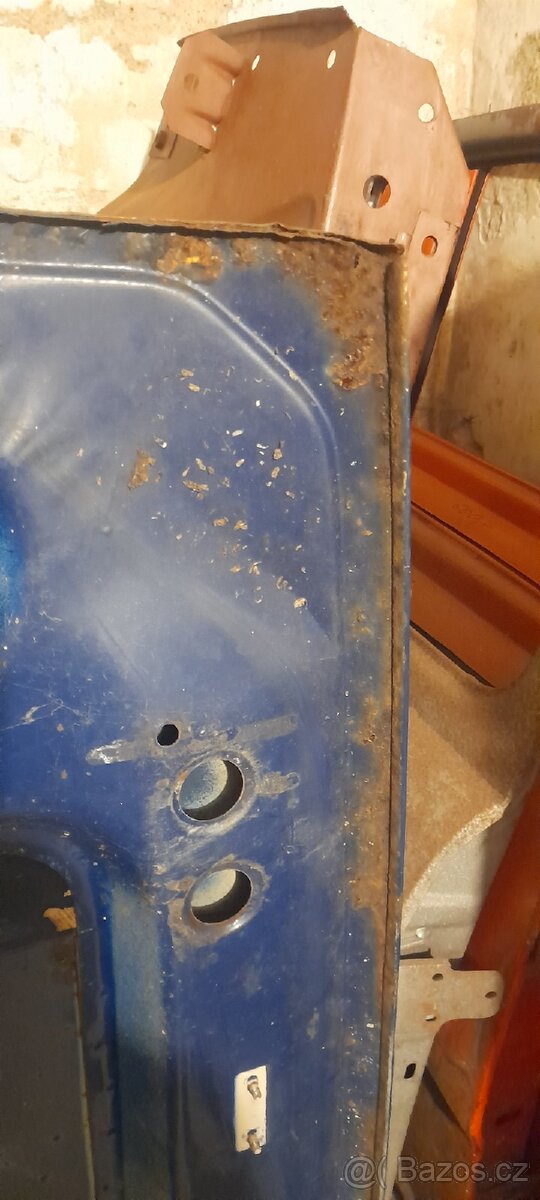 Přední kapota š100,110 - 3