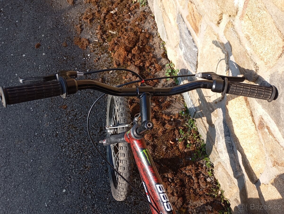 Dětské kolo, velikost kol 20 - 3