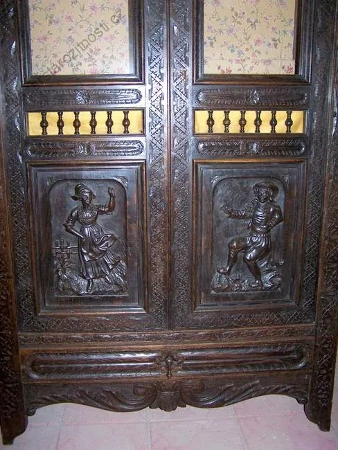 Velmi stará vitrínová skříň, knihovna - 3