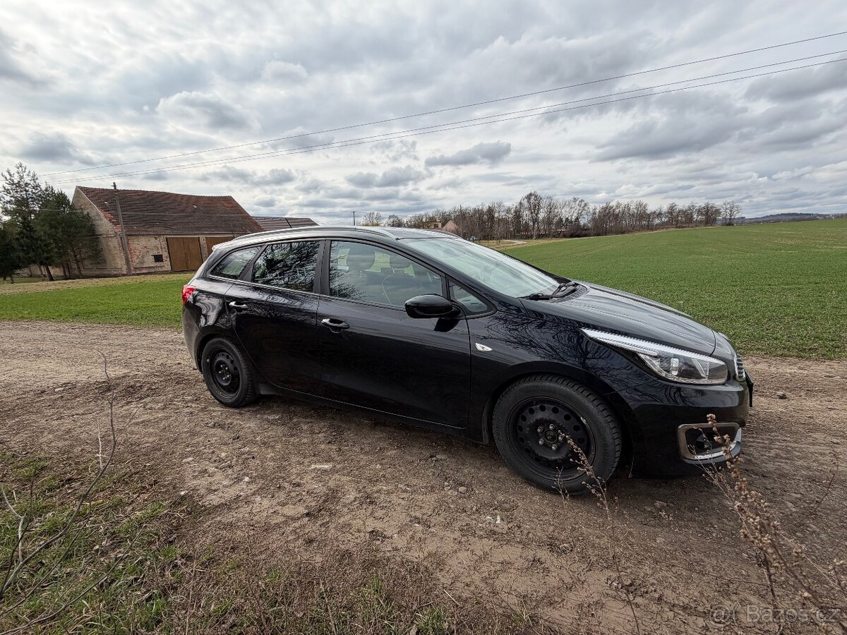 Kia Ceed 1.6 CRDi 100kw combi - 3