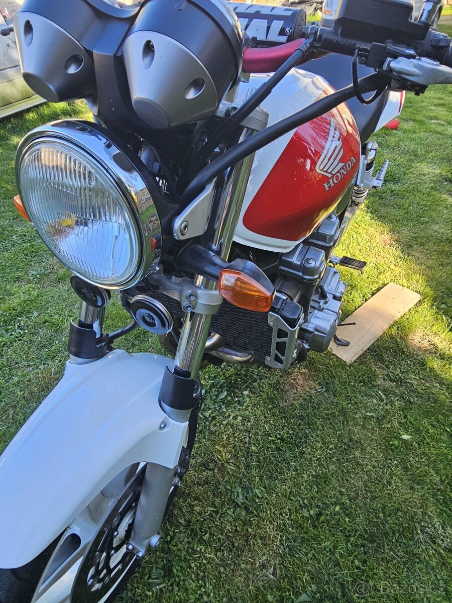Honda CB 1300 - 3