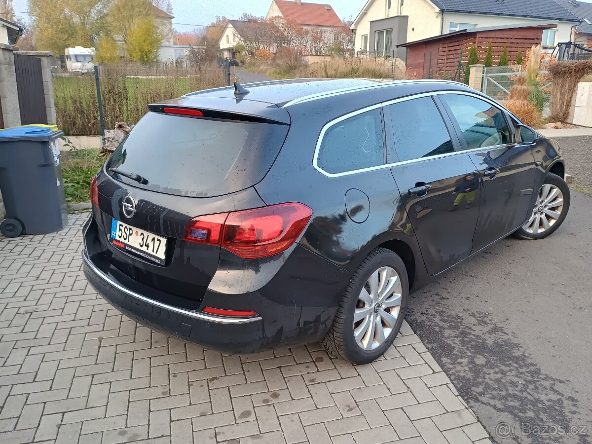 Prodám Opel Astra 1.6 CDTI 100kw - 3