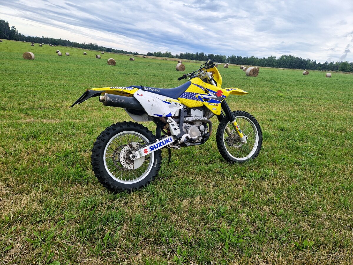 Suzuki DRZ 400E
