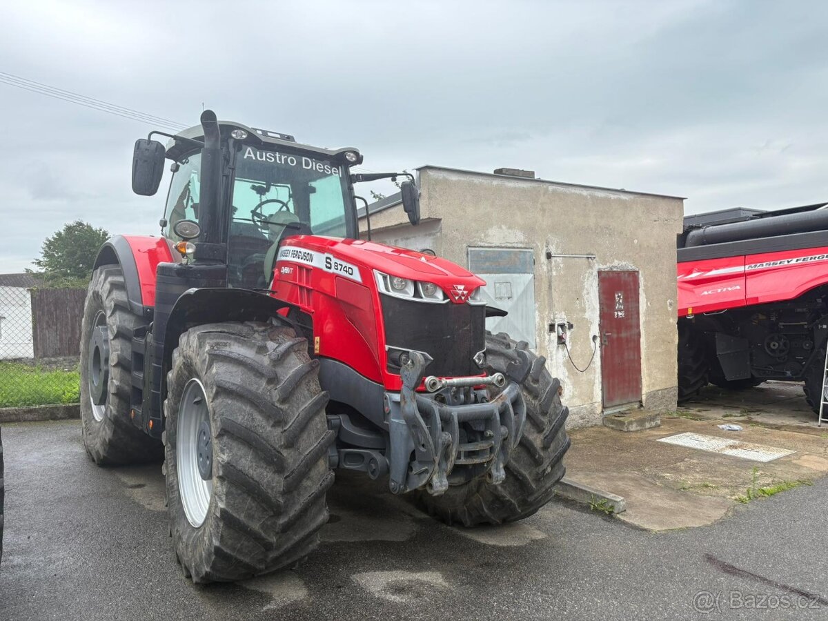 Traktor Massey Ferguson 8740S - 3