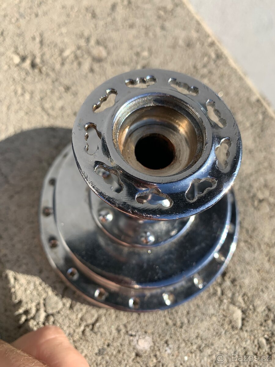 Náboj historického motocyklu - 3