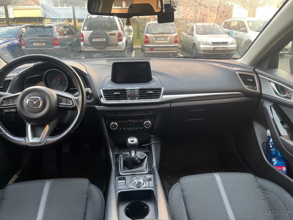 Mazda 3 skyactiv 2.0 88 kW, 2017, najeto 93.000 km - 3