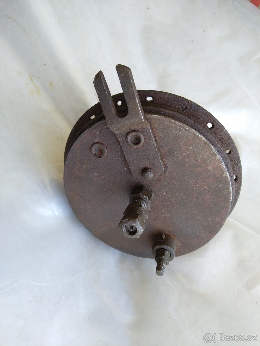 ČZ 175 předválečná zadní střed - 3