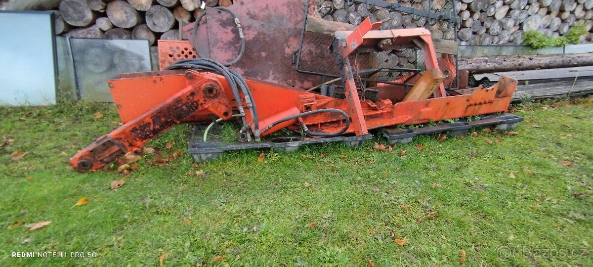 Nízký rampovač s podvázáním Zetor - 3