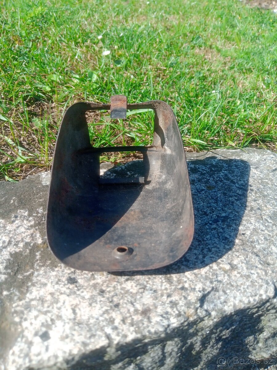 Zadní plech světla brzdového kývačka jawa čz - 3