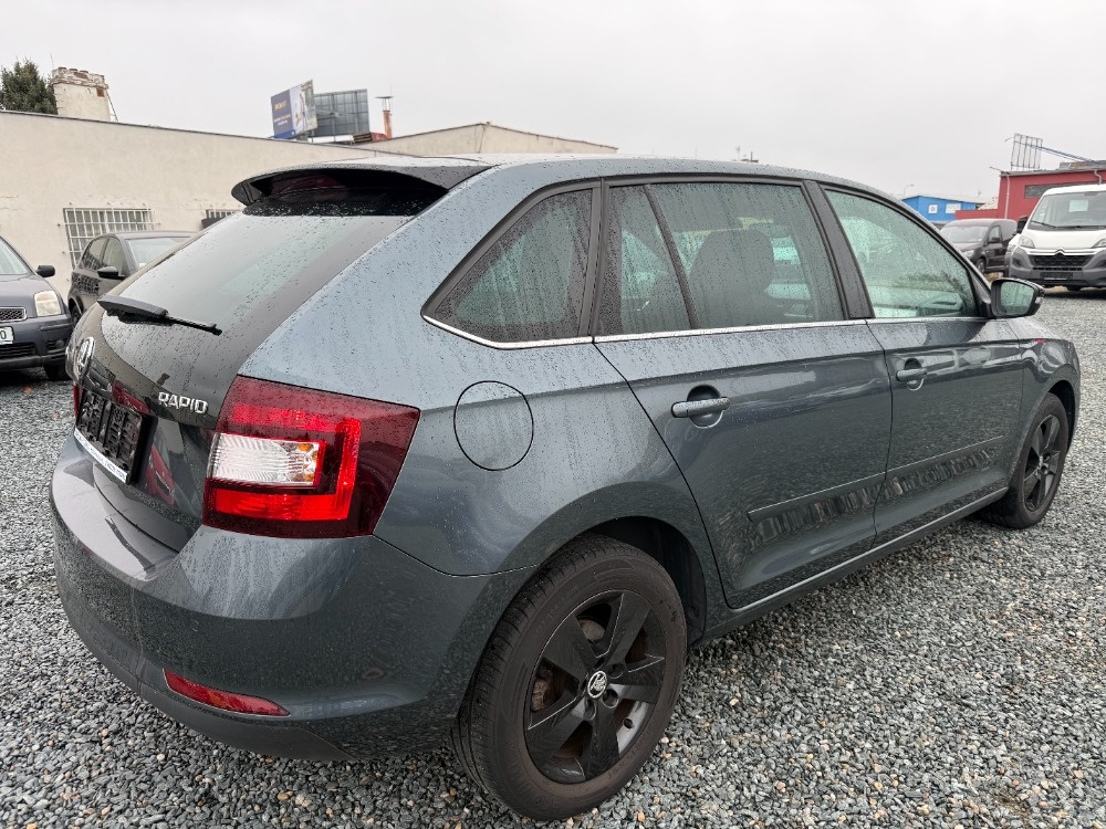 Škoda Rapid Spaceback 1.2 TSI Style 81kW - 3
