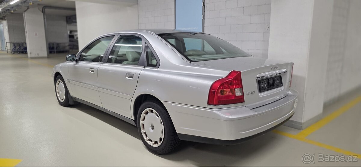 Prodame Volvo S80. 2,5 T 154 kw - 3