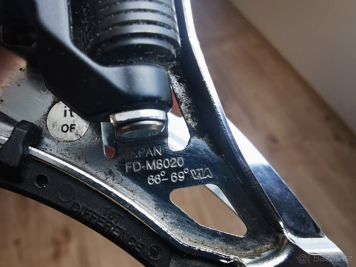 Přesmykač Shimano XT - 3