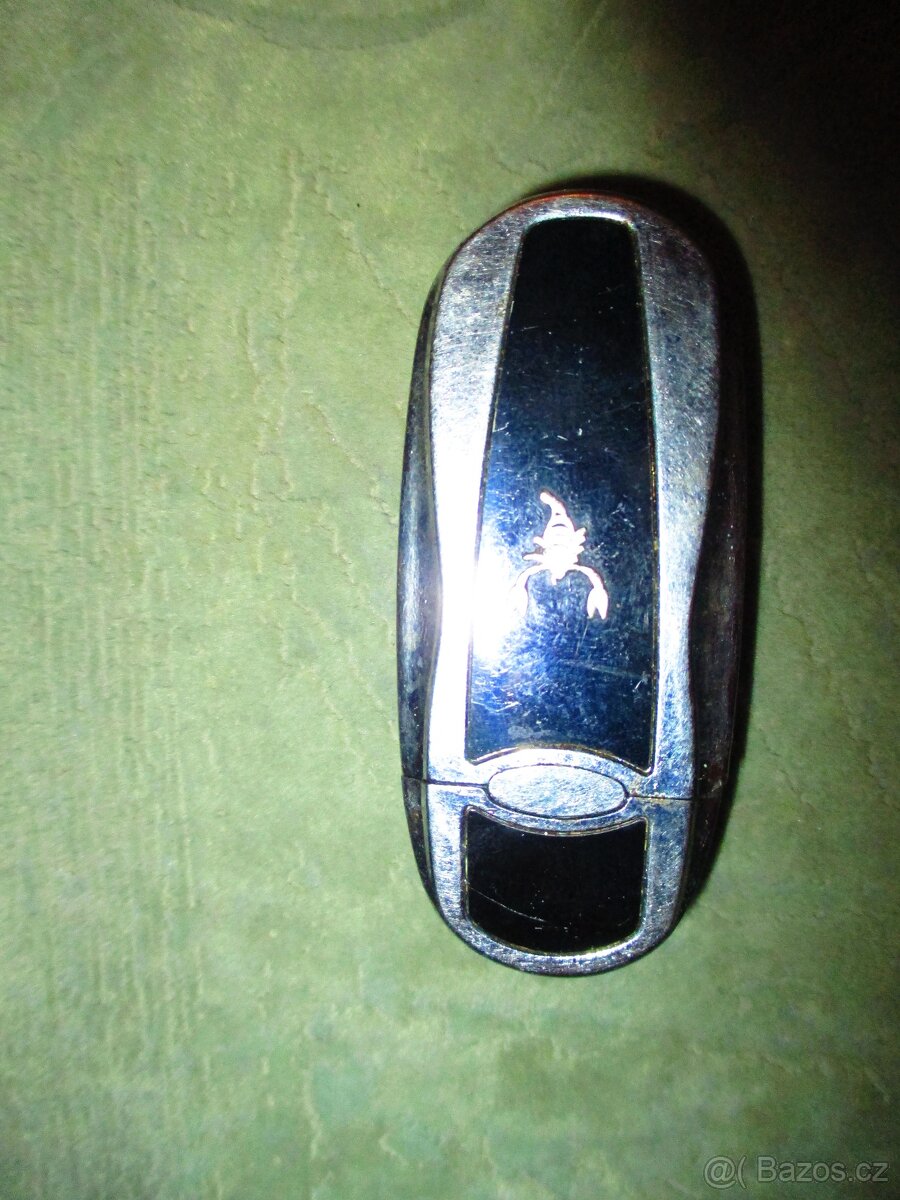 retro nález-Zapalovač - 3