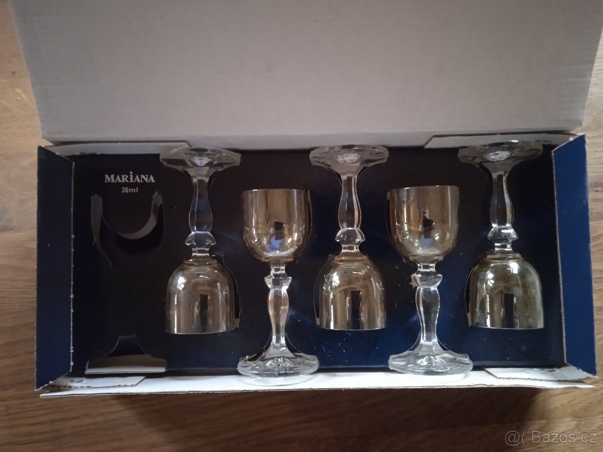 Skleničky se stopkou - Mariana - 3