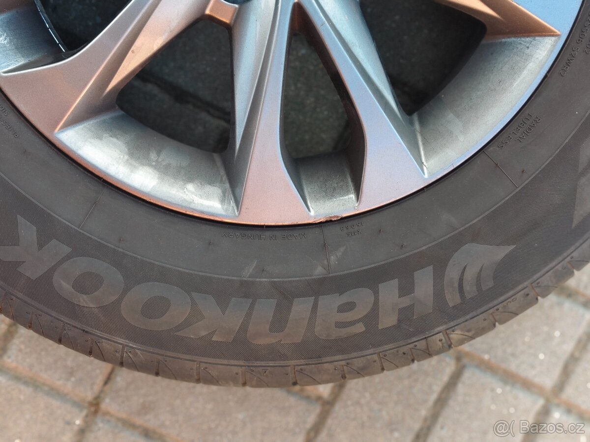 Pneu 215/70R16 - 3