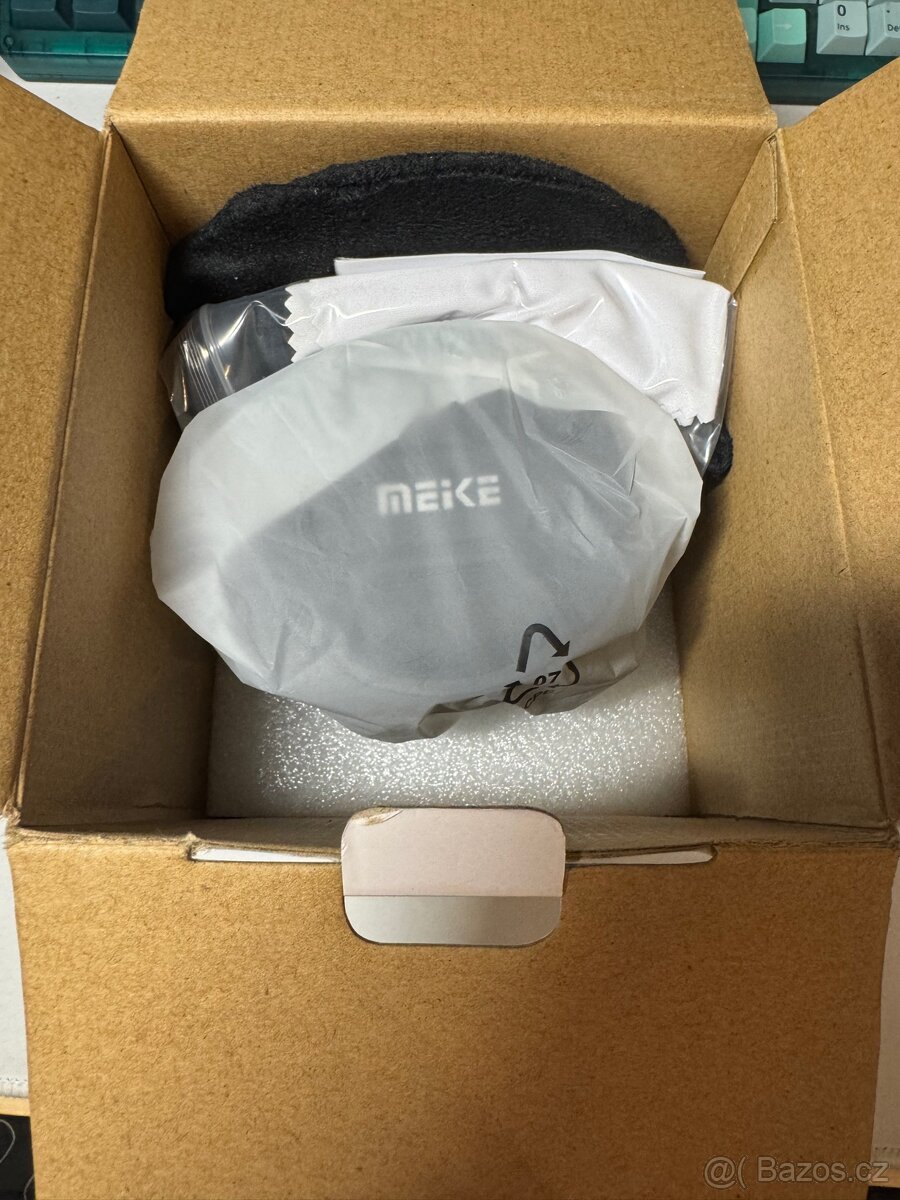 Meike 25mm T2.2 – Cinema objektiv (APS-C) - 3