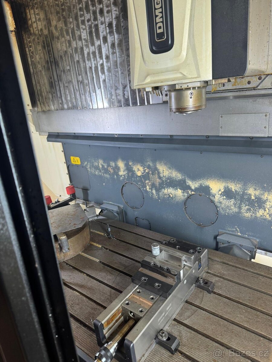 Vertikální obráběcí centrum DMG MORI DMC 1450 V - 3