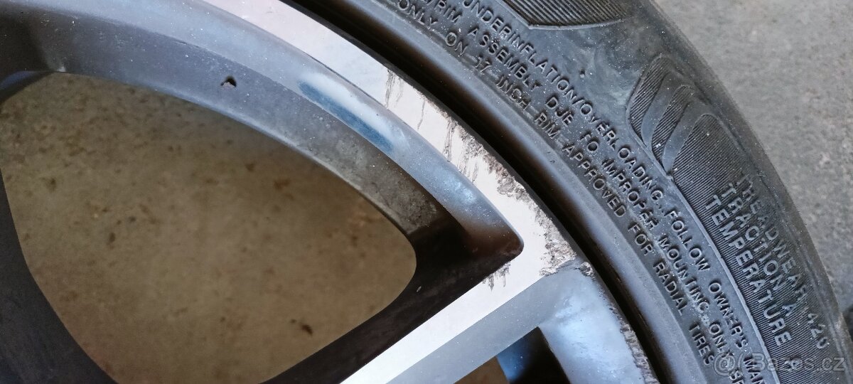 17" litá kola OZ Adrenalina, rozteč 5x114,3 - 3