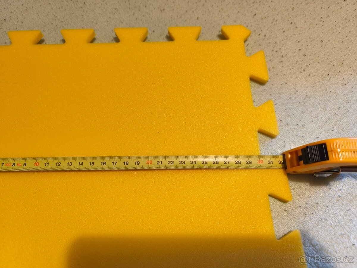 Pěnové puzzle - žlutý pěnový koberec - 3