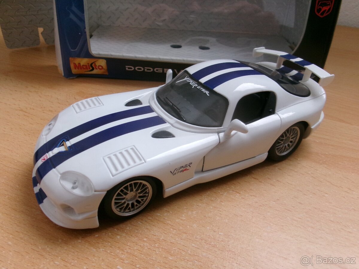 Dodge Viper GT2 1:24 - 3