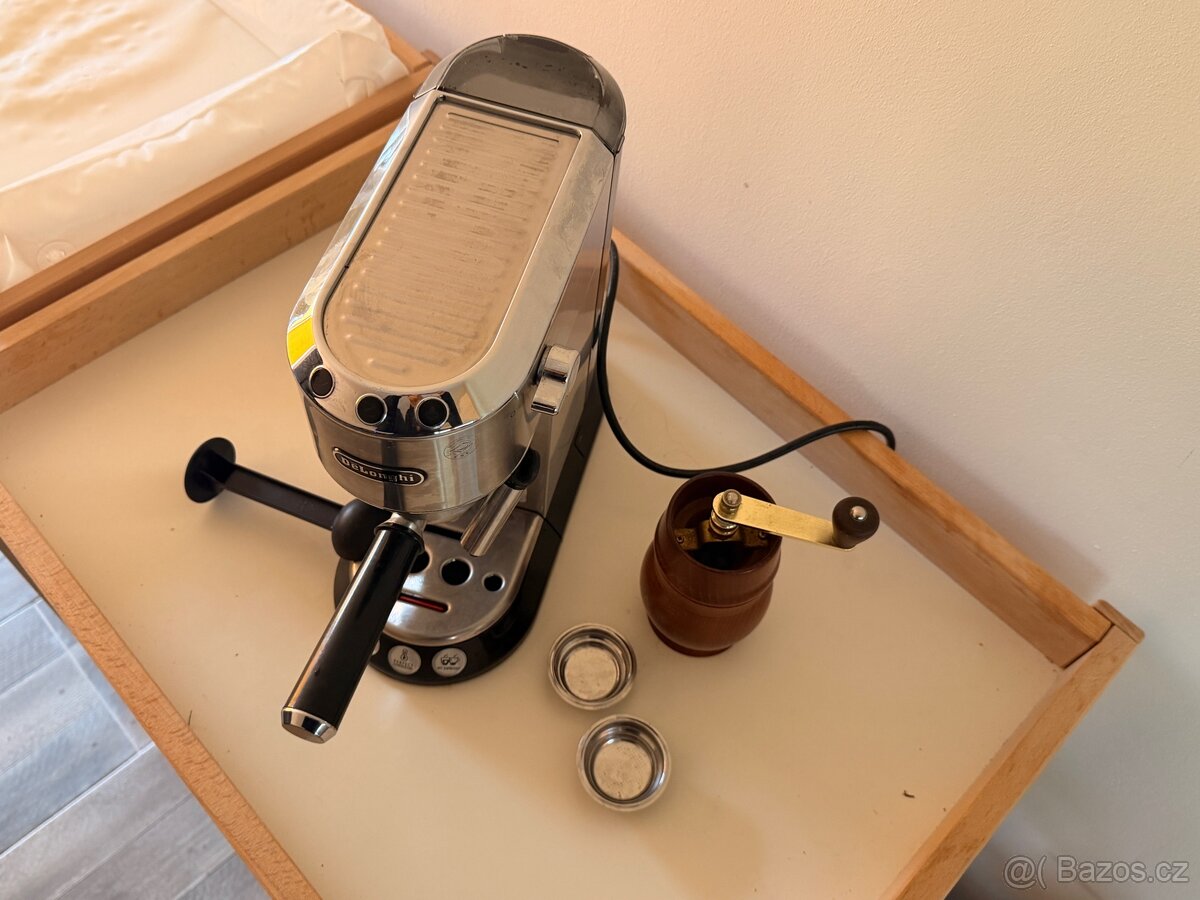 Kávovar De’Longhi řada 680M - 3