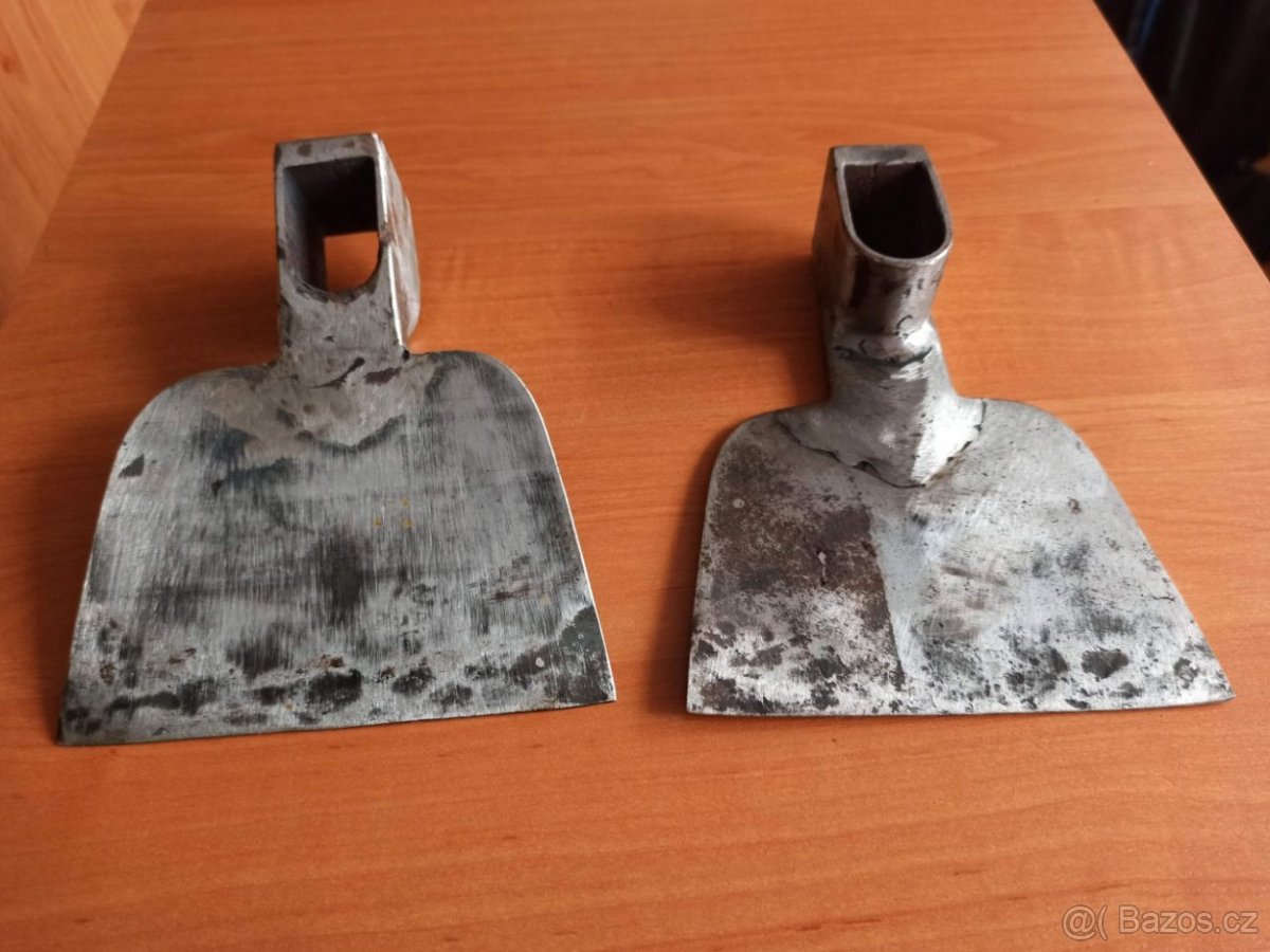 Kovaná motyka - 3