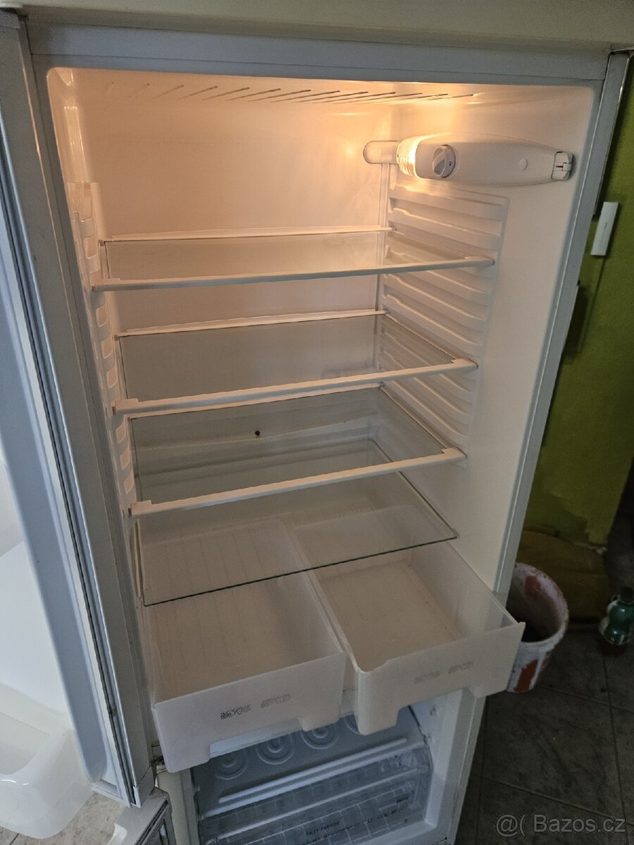 Lednice ZANUSSI s mrazákem - 3