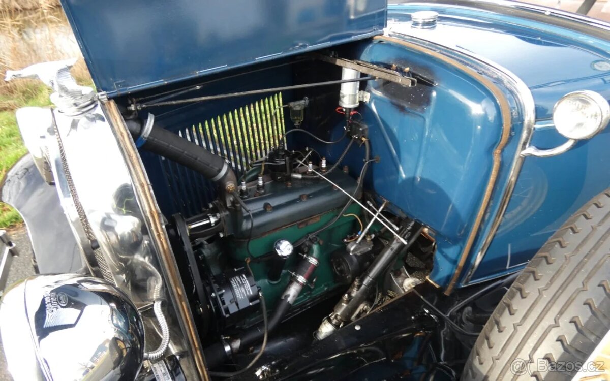 1930 Ford Model A Roadster DeLuxe - 3