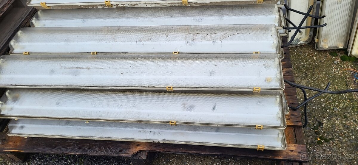 Prodám zářivky s IP - 3