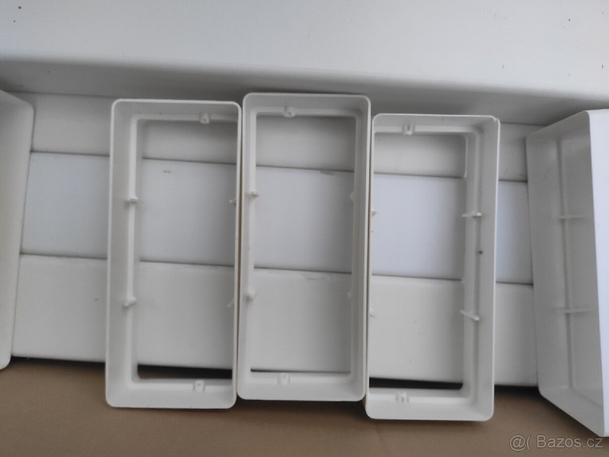 Hranaté potrubi přívod externího vzduchu 220/90 - 3