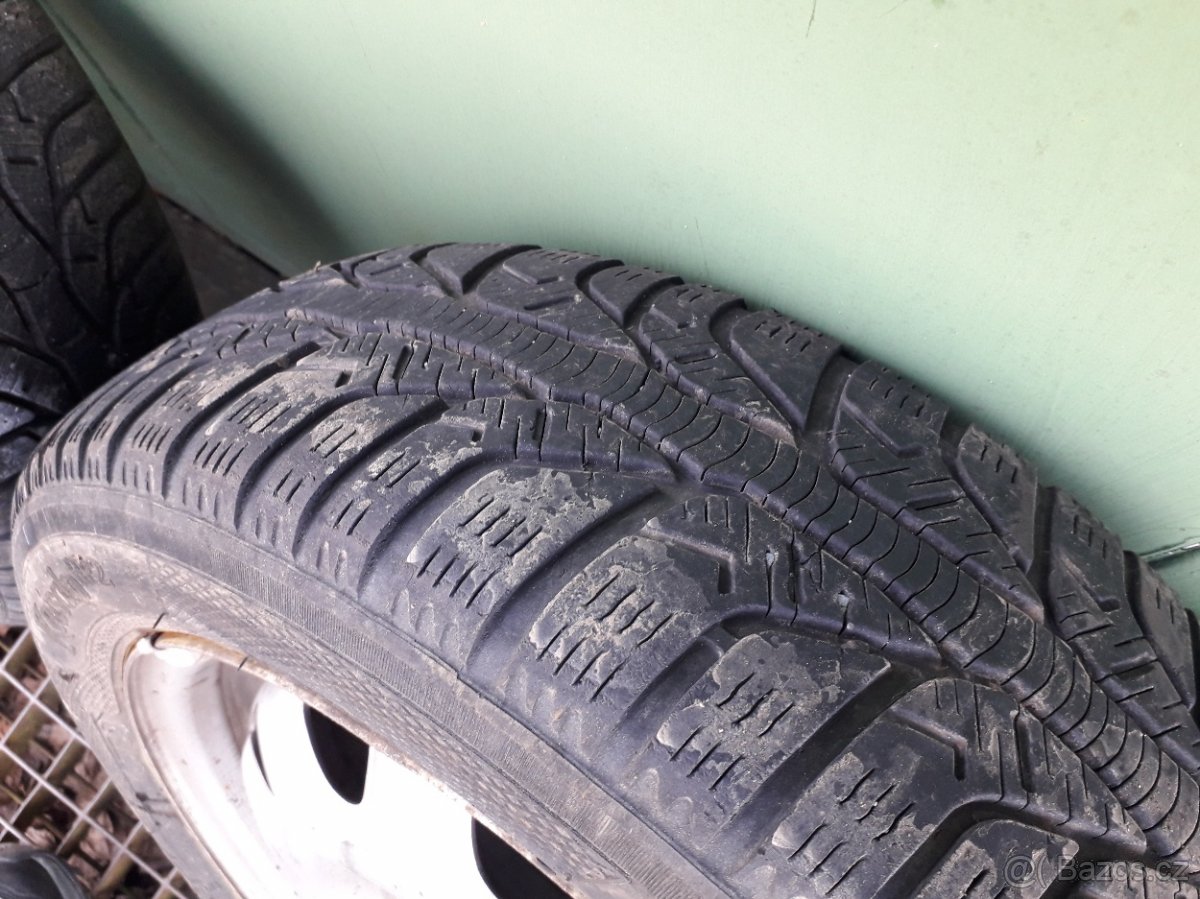 Opel Agila,Suzuki R vagon - 4 ks kompetních kol - 3