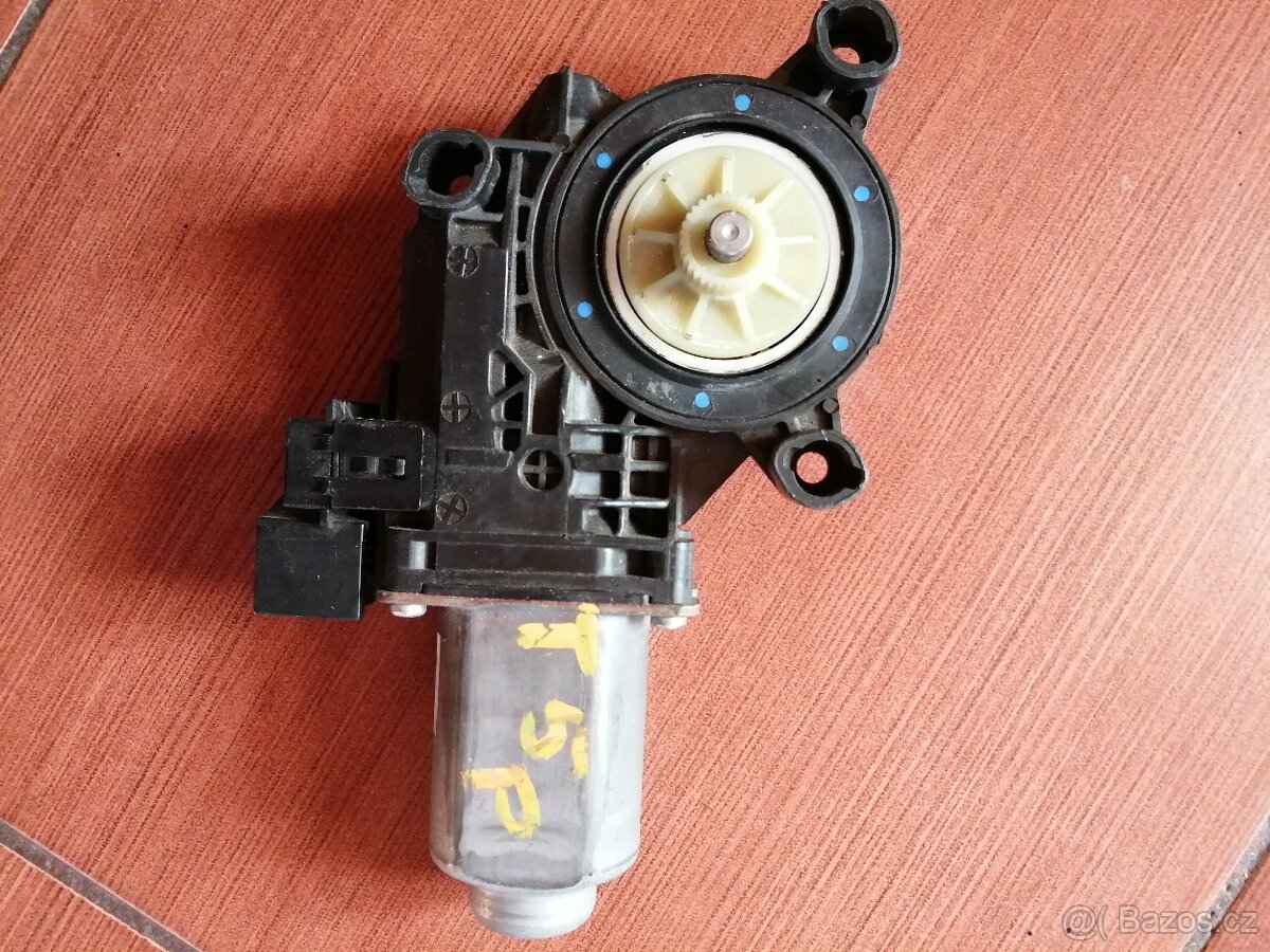 Motorek stahovačky okna Fabia 2 - 3