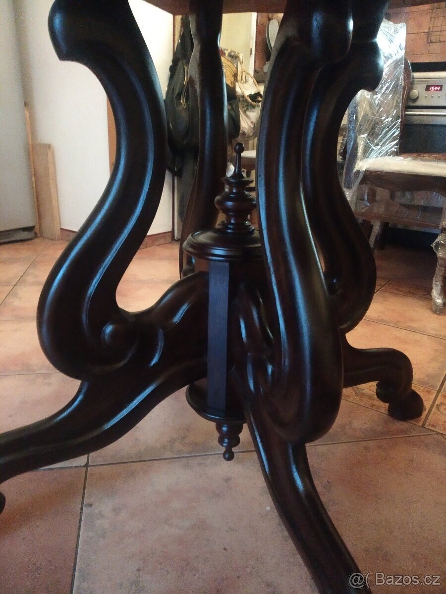 Krásný jídelní starožitný stůl. - 3